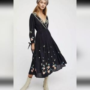 Free People Enchanted Forest Midi Dress (Black, XS)